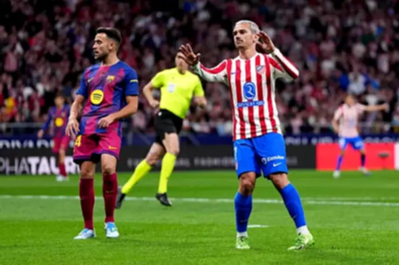أتلتيكو مدريد يطالب بتوضيحات من لجنة الحكام بسبب تضارب المعايير في المباريات