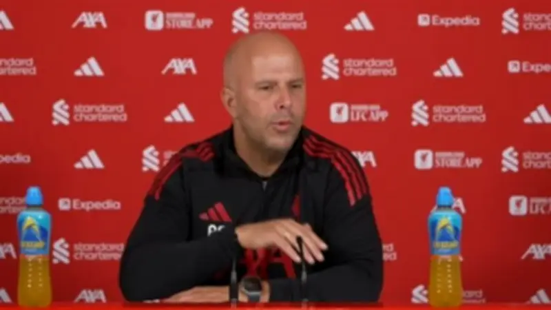 ليفربول يختار تشابي ألونسو بديلاً نهائياً لأرني سلوت بعد تراجع النتائج