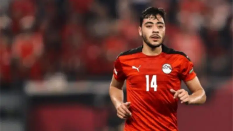 تطورات جديدة في مساعي الأهلي لاستعادة أكرم توفيق خلال ميركاتو الصيف