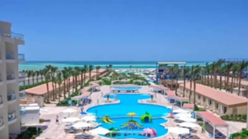 مستثمرو السياحة يحذرون من ارتفاع رسوم التأمين العالمية للرحلات إلى الشرق الأوسط