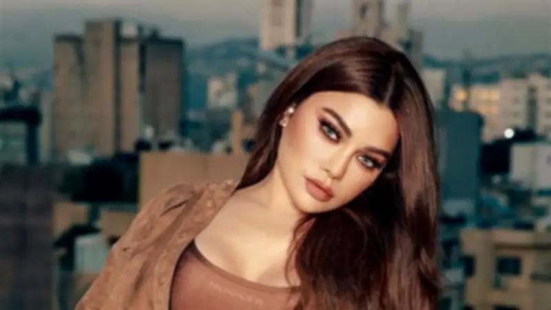 محاكمة طبيب شهير بتهمة استغلال فيديوهات هيفاء وهبي دون إذن في القاهرة