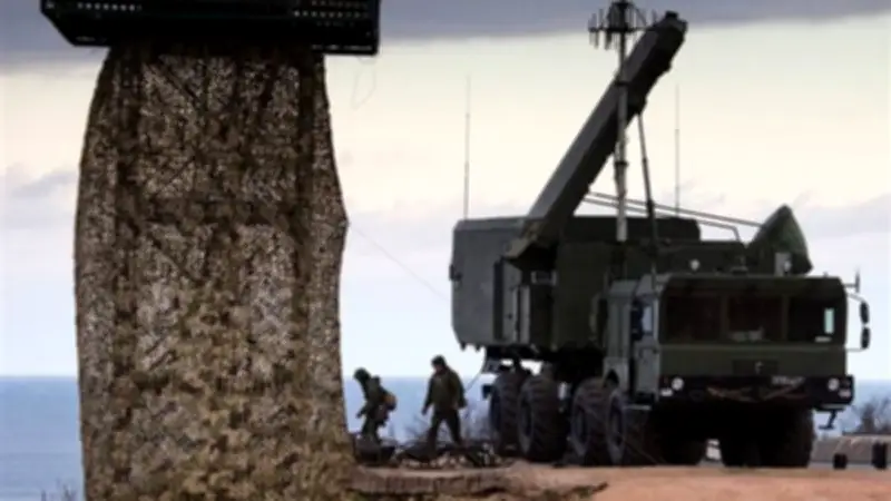 تحذيرات من مخططات بريطانية فرنسية لتزويد أوكرانيا بأسلحة نووية: خبراء يحذرون من خطوة متهورة