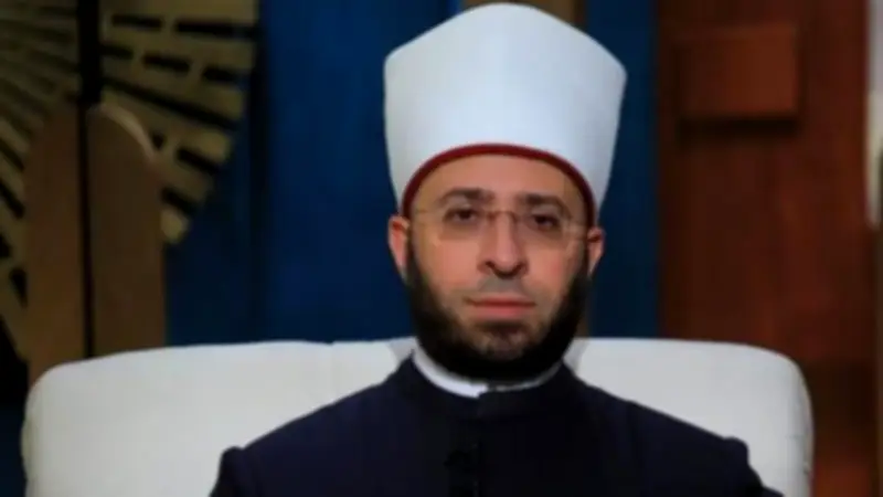 وزير الأوقاف يهنئ السفير علاء الدين زكريا برئاسة هيئة الاستعلامات