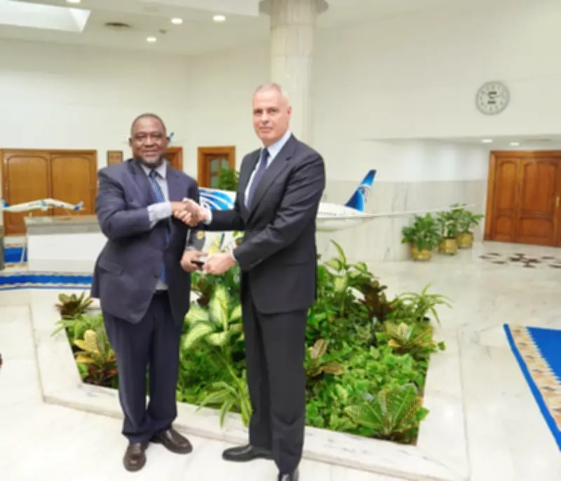 رئيس مصر للطيران: نحرص على المشاركة في مبادرات وبرامج التعاون بين الشركات الإفريقية