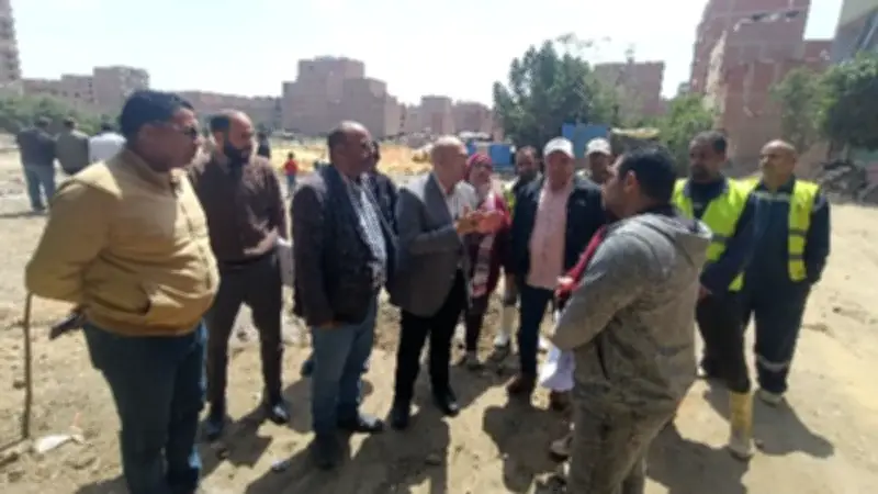 نائب محافظ الجيزة يتفقد مواقع مقترحة لمحطات رفع الصرف الصحي بكرداسة