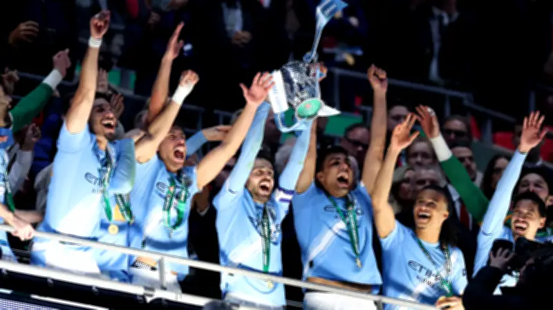 الهلال والنصر يتنافسان على ضم نجم مانشستر سيتي برناردو سيلفا في صفقة مجانية