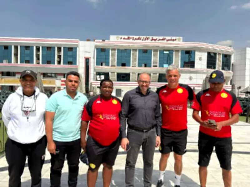 حازم إمام يصطدم مع مارك فيش في جولة داخل نادي الزمالك وسط توترات