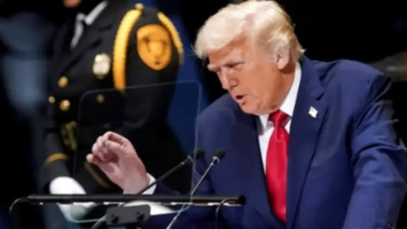 ترامب: الشعب الإيراني يتوسل لنا عدم التوقف عن قصف النظام ويمكن القضاء على إيران في ليلة