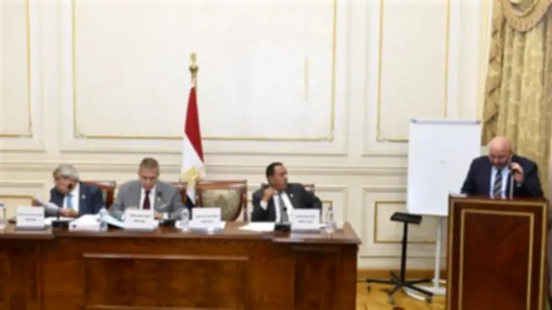 لجنة الزراعة بالشيوخ توصي بمراجعة آلية تعويض قروض المزارعين وتحديث تسعيرها