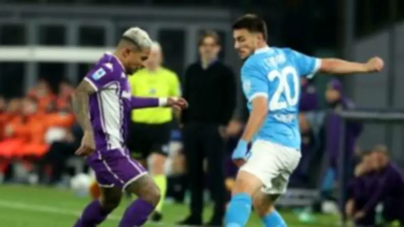 نابولي يحقق فوزًا ثمينًا على ميلان في الدوري الإيطالي بهدف متأخر