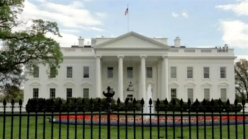 البيت الأبيض يفسر الرد الإيراني كمناورة تفاوضية وليس رفضاً نهائياً