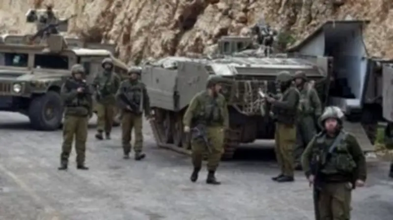 جيش الاحتلال الإسرائيلي يحذر الإيرانيين من استخدام القطارات ويستعد لعملية عسكرية