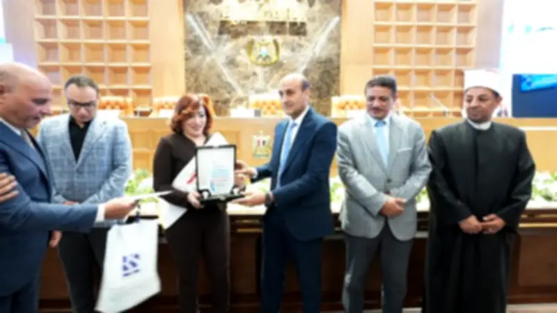 محافظ أسيوط يشهد احتفالية عيد الأم ويكرم الأمهات المثاليات وسط حضور رسمي ومجتمعي واسع