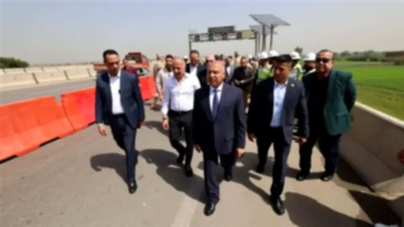 وزير النقل يتفقد منظومة النقل الذكي على طريق شبرا – بنها الحر لخفض الحوادث