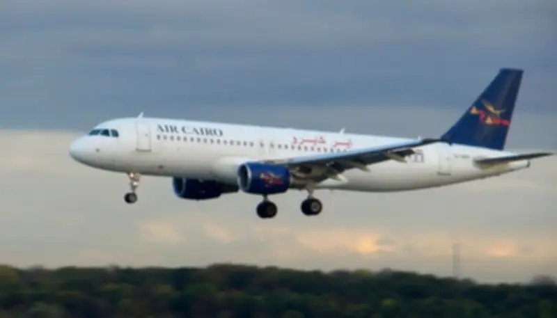 وزارة الطيران المدني تعلن إلغاء كارت الجوازات الورقي للركاب المصريين بمطار القاهرة اعتبارًا من السبت