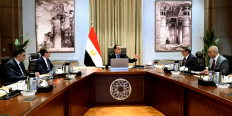 مدبولي يعلن تخفيف العقوبات المالية أمام هيئة الإمداد الطبي في خطوة أولوية قصوى