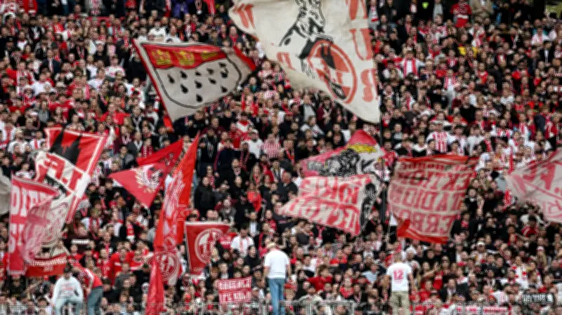 مأساة في مدرجات الدوري الألماني.. وفاة مشجع آينتراخت فرانكفورت إثر أزمة قلبية