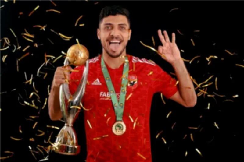 شوبير يثني على عودة محمد شريف لقائمة الأهلي ويقارنه بنجم الزمالك السابق