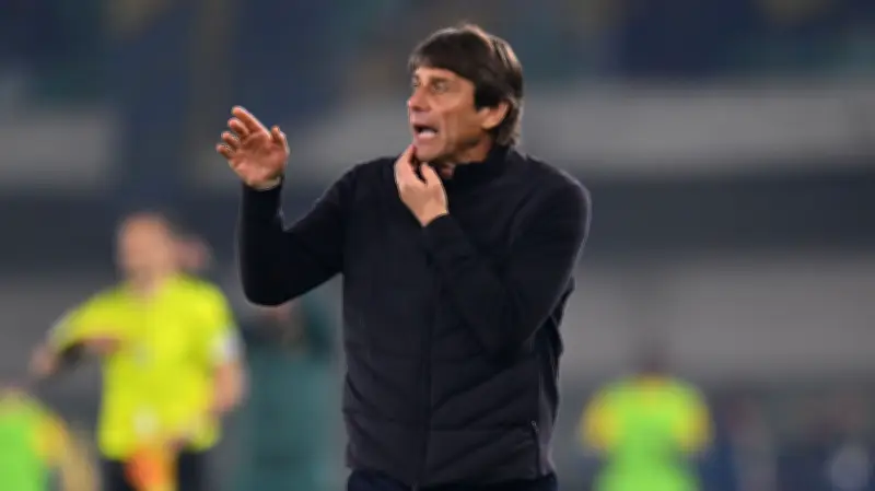 رئيس نابولي يرد على تصريحات كونتي: مستعد لرحيله للمنتخب الإيطالي