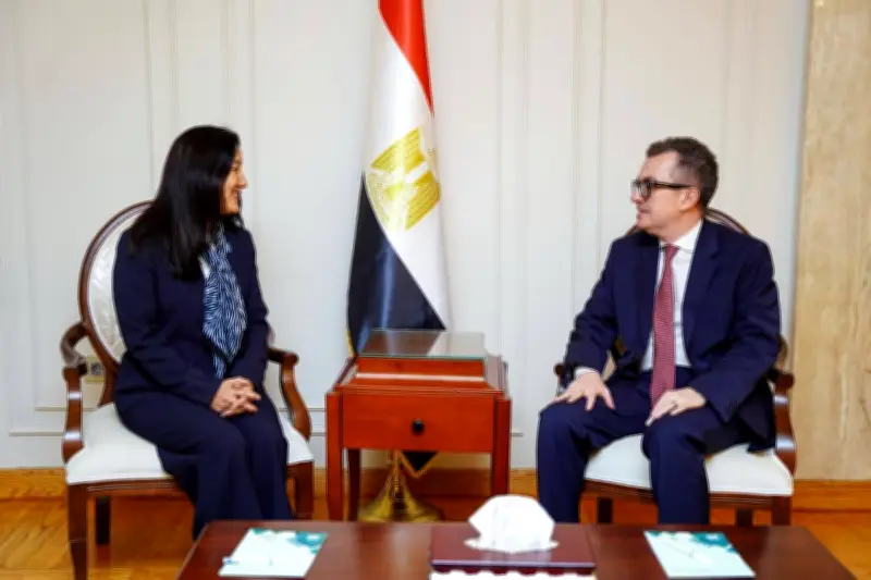 وزير التخطيط: نتعامل مع التحديات بحسم ونولي أهمية قصوى لتمكين القطاع الخاص