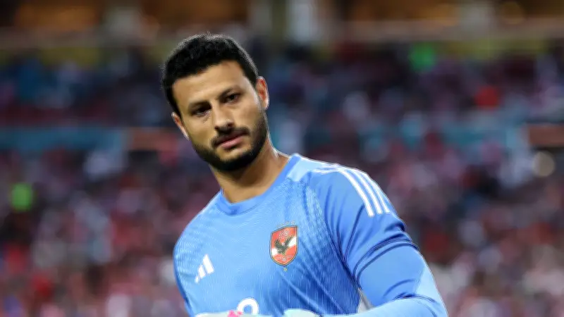 عقوبة قاسية تهدد محمد الشناوي بعد الاعتداء على الحكم في مباراة سيراميكا كليوباترا