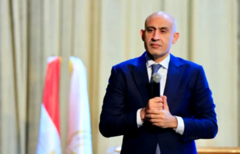 وزير التعليم يجري زيارة تفتيشية مفاجئة لمدارس الشرقية للوقوف على جودة العملية التعليمية