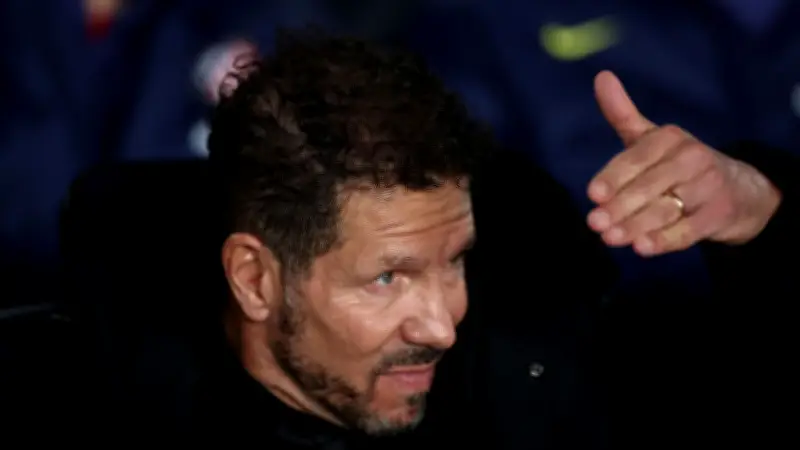 سيميوني متردد في تشكيل أتلتيكو مدريد قبل مواجهة برشلونة في دوري الأبطال