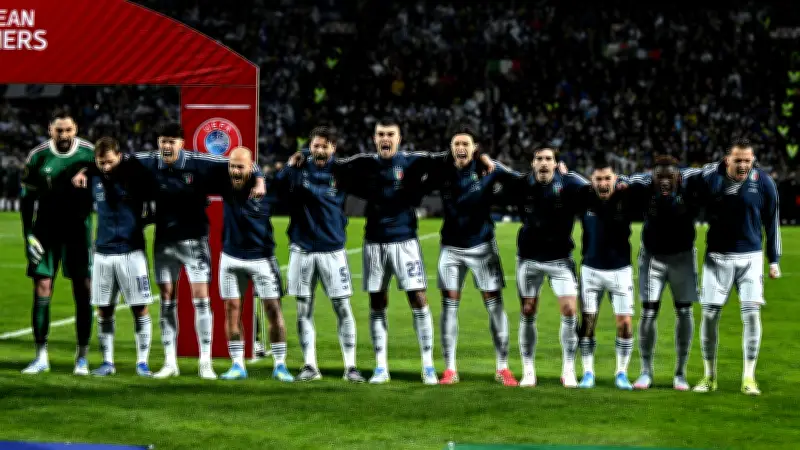 لاعب إيطاليا السابق يرشح كونتي لقيادة الأزوري: معه كنا نتقيأ في التدريب