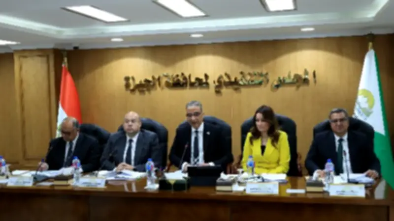 محافظ الجيزة يهنئ بعيد القيامة وشم النسيم ويوجه بتعزيز الرقابة في الأسواق