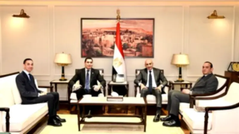 وزير التعليم يبحث مع نظيره في الشباب والرياضة تطوير الأنشطة الرياضية بالمدارس