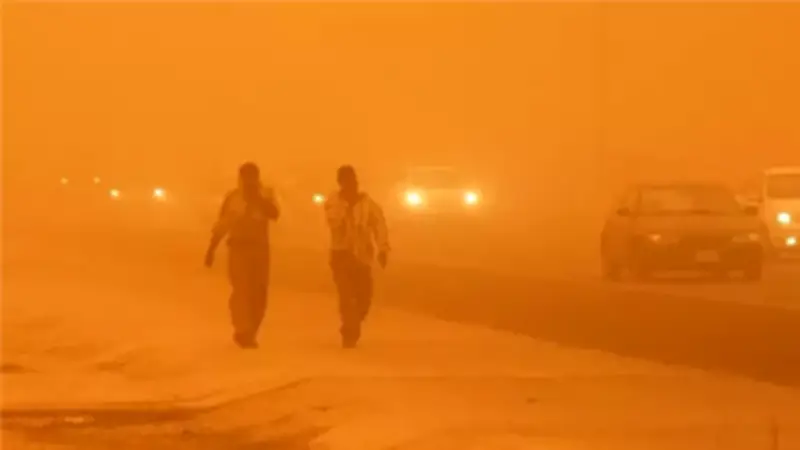 الأرصاد الجوية تنفي شائعات عاصفة ترابية دموية في مصر وتوضح تفاصيل الطقس