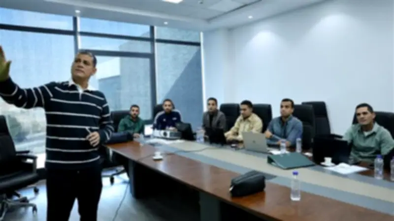 اتحاد الكرة يوافق على طلب الأهلي للاستماع لحوار غرفة الفار بشأن ركلة الجزاء المثيرة للجدل