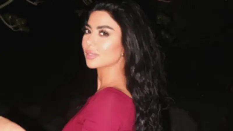 كارولين عزمي تخطف الأنظار عبر إنستجرام وتعلن عن فيلم 'محمود التاني' مع نجوم كوميديين