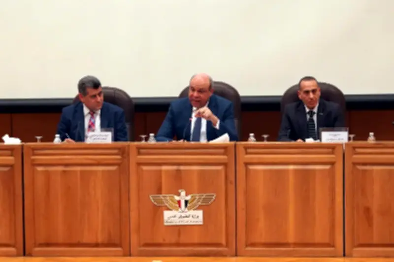 الحفني: تكامل الجهود مع شركات الطيران يعزز استدامة التشغيل في مصر