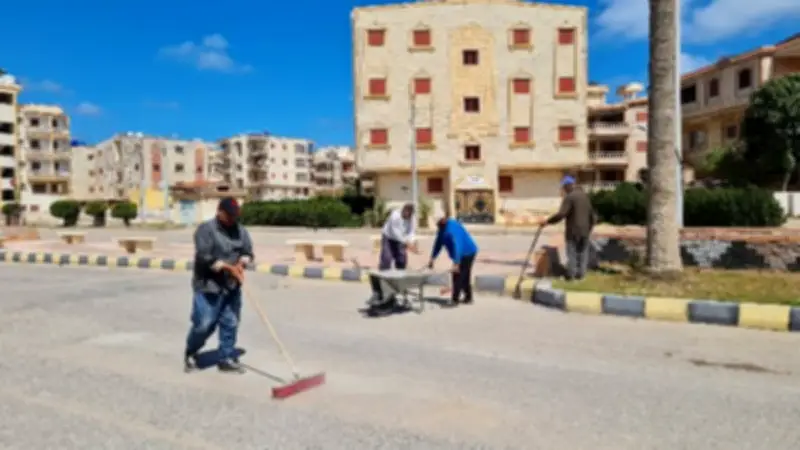 محافظ كفر الشيخ يوجه بتكثيف حملات النظافة في مصيف بلطيم استعدادًا لشم النسيم