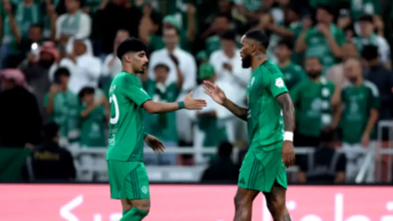 خبير تحكيمي يتوقع عقوبة تاريخية لحكم مباراة الأهلي والفيحاء في دوري روشن السعودي