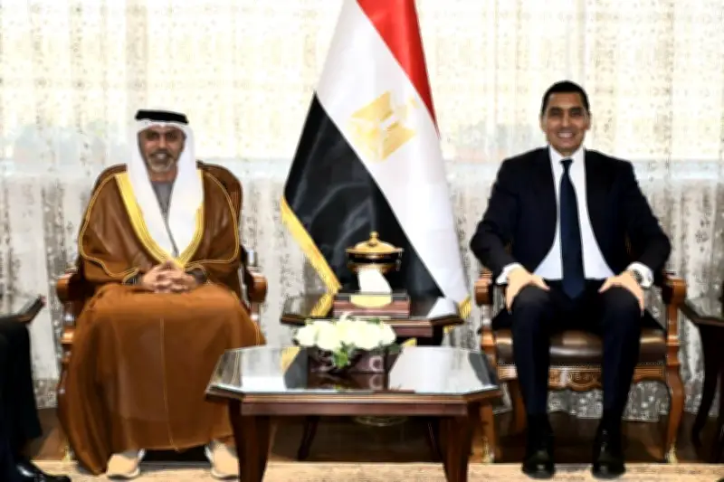 جوهرب نبييل يبحث تعزيز التعاون مع سفير الإمارات في المجالين الشبابي والرياضي