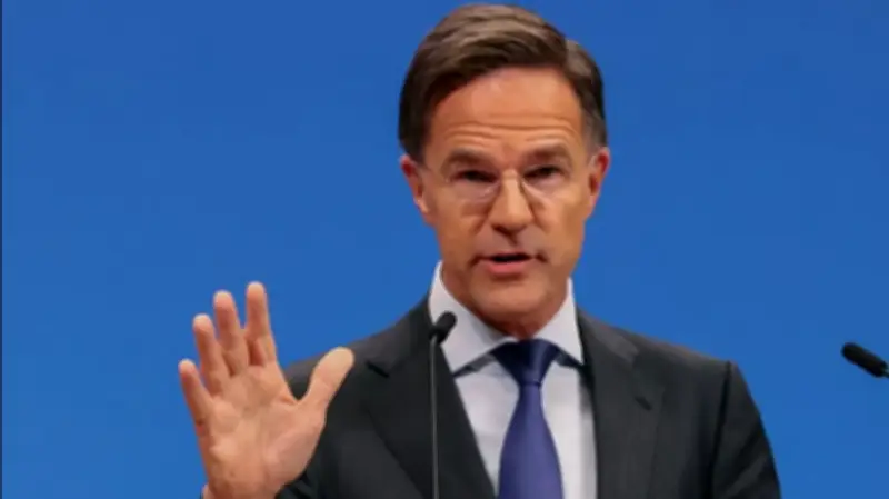 تصريح صادم من مارك روته: الناتو وأوروبا يخضعان لطلبات ترامب في الحرب على إيران