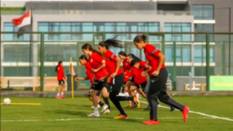 انطلاق معسكر منتخب مصر للكرة النسائية استعدادًا لوديتي السعودية