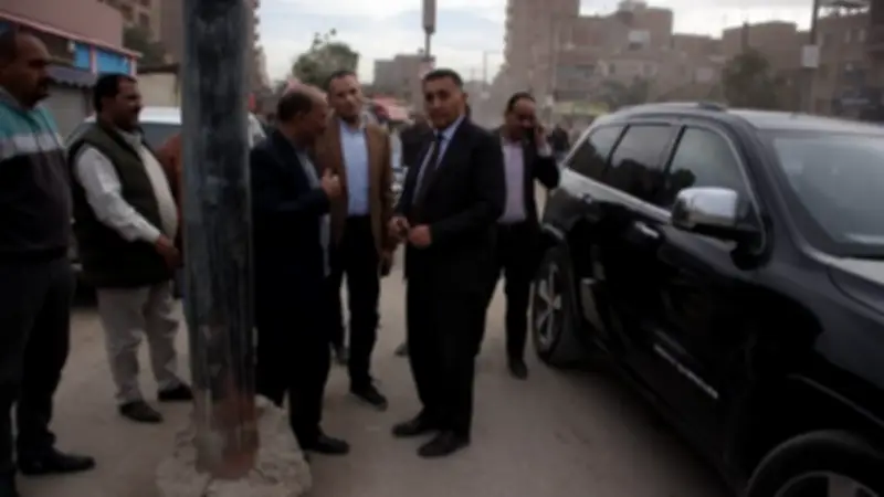 محافظ القليوبية يبحث إنشاء موقف بديل للمواصلات في قرية القلج بالخانكة