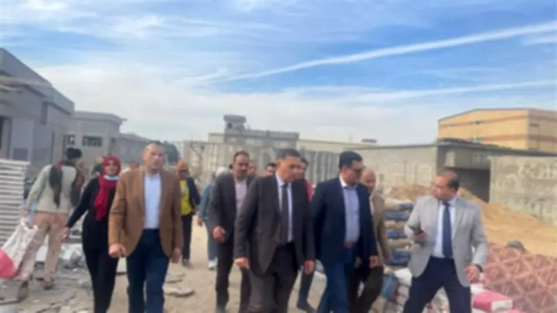 مياه القليوبية تتابع إنشاء محطة صرف صناعي بالخانكة لخدمة الشروق