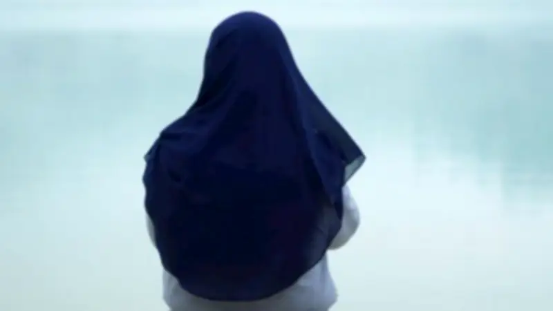 أزهري يحذر: إنكار فرضية الحجاب يهدم أركان الدين الإسلامي