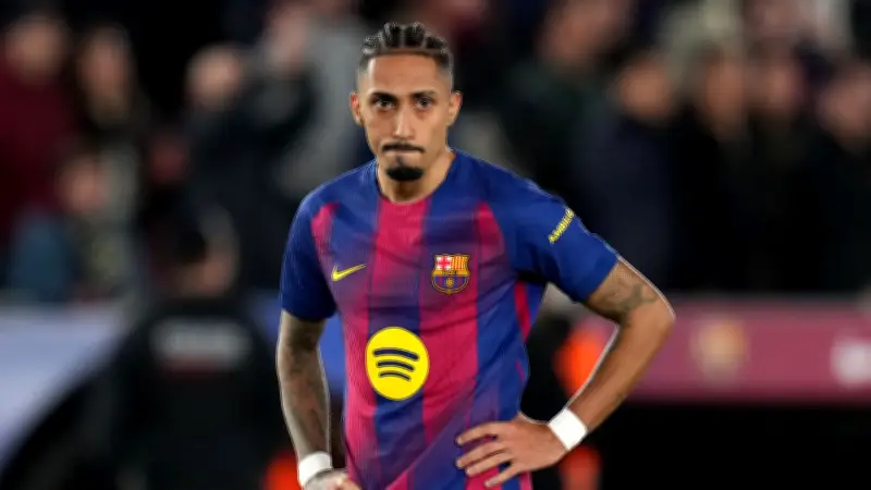 رافينيا ليس بعيداً عن الرحيل: متى يعتمد برشلونة الحلول الاستراتيجية للنجاح؟