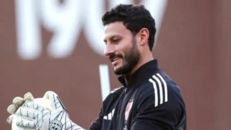 رئيس قناة الأهلي السابق يعلن دعمه لمحمد الشناوي بعد عقوبة الإيقاف في الدوري المصري