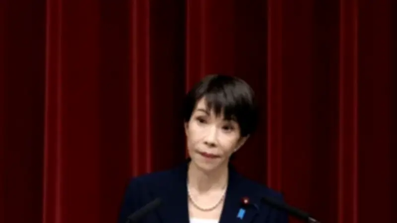 اليابان تبحث طرقاً بديلة لتأمين واردات النفط بعيداً عن مضيق هرمز