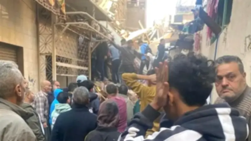 النيابة تحقق في انهيار عقار الجمالية وتشكيل لجنة فنية لفحص المبنى