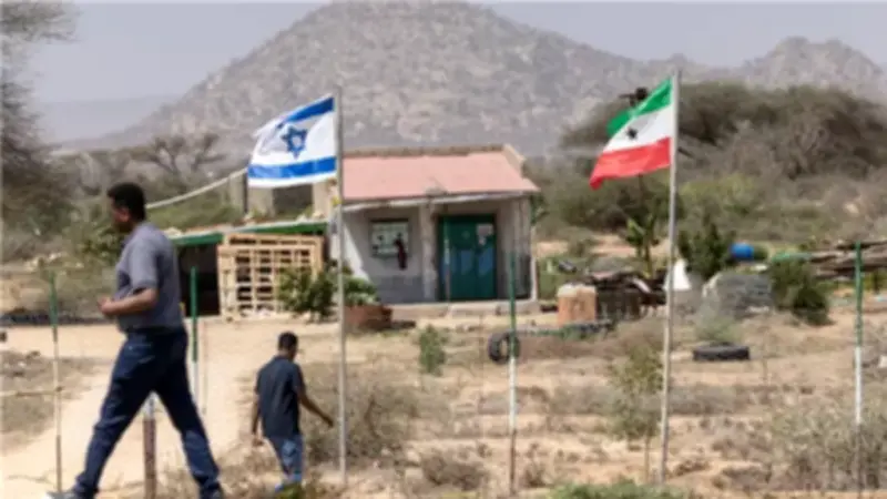 واشنطن وتل أبيب تسعيان لفرض هيمنة عسكرية في باب المندب عبر قاعدة في أرض الصومال