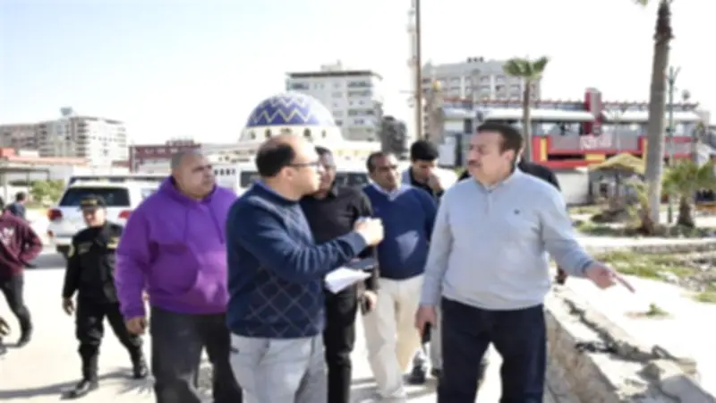 محافظ بورسعيد يوجه برفع المخلفات المتراكمة في حديقة الشاطئ بشكل فوري ضمن خطة تطوير الحدائق