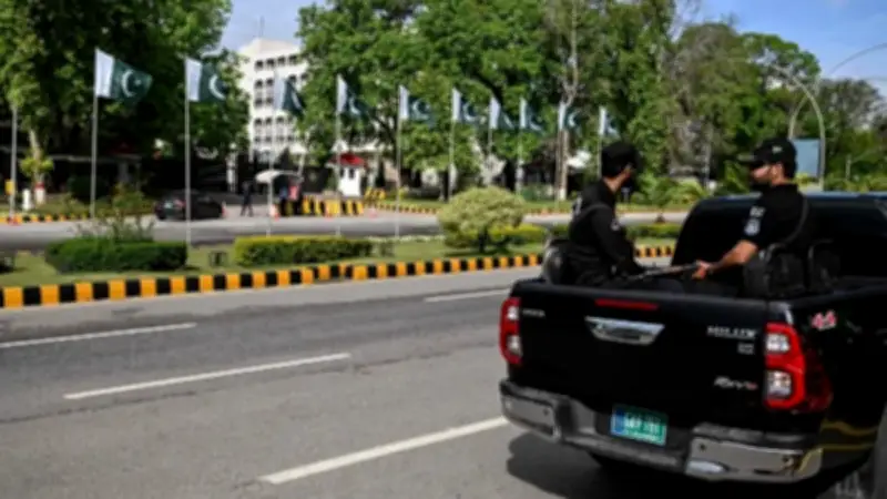 انتشار مكثف للكوماندوز الباكستاني في إسلام أباد لتأمين محادثات واشنطن وطهران