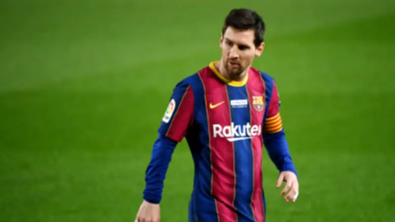 ديكو يحسم الجدل حول عودة ميسي لبرشلونة: "لم يطرح السيناريو على الطاولة"